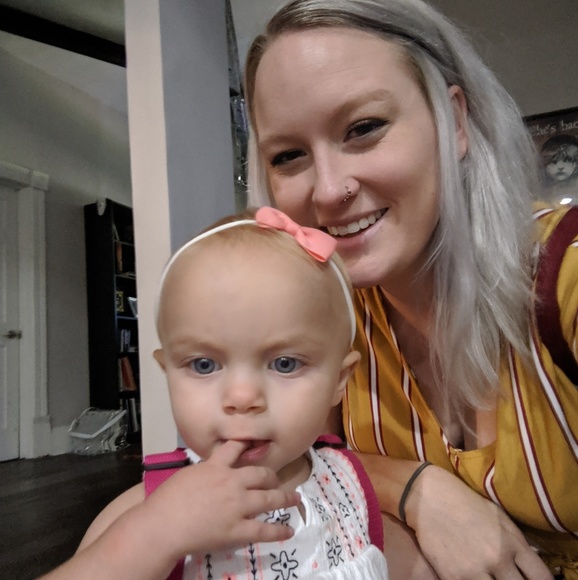 Meet your Posher, Jessica - Picture 2 of 6